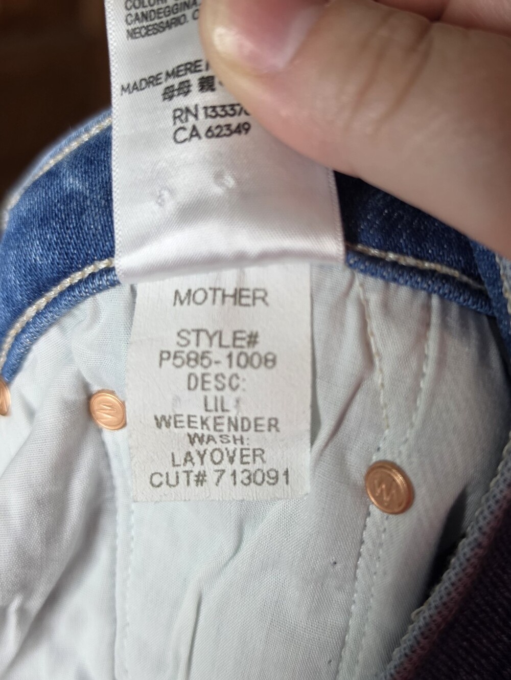 NWOT Mother Lil Weekender Layover Jeans 28 - Picture 16 of 16